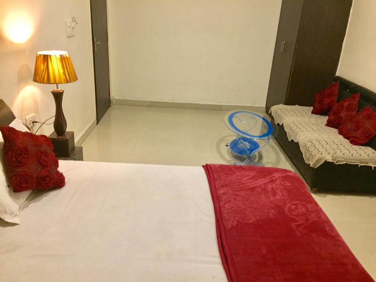 Hotel Shiva Sehore Esterno foto